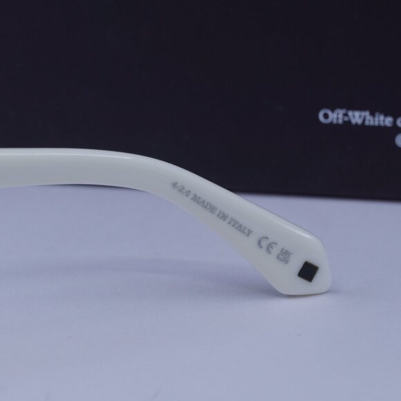 Off-White OERI13Z CHANDLER 0107 Square Sunglasses – White\\ Grey main image 9